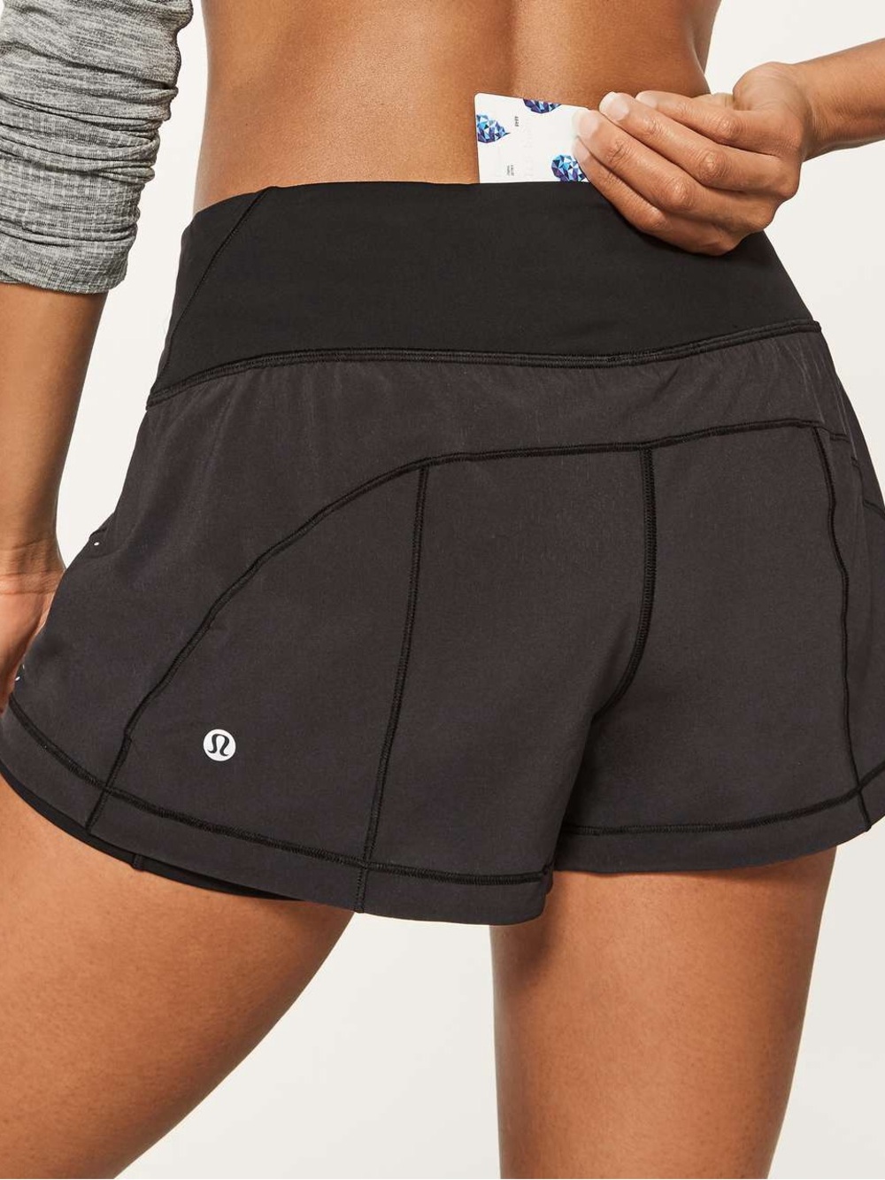 Lululemon Break Free Short 2.5" Black Size 4 Like New